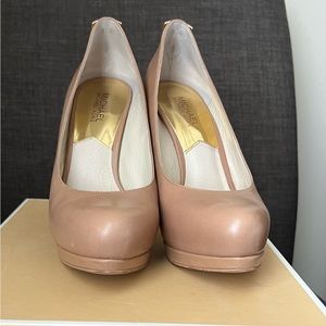 Michael Michael Kors Hamilton Pump
